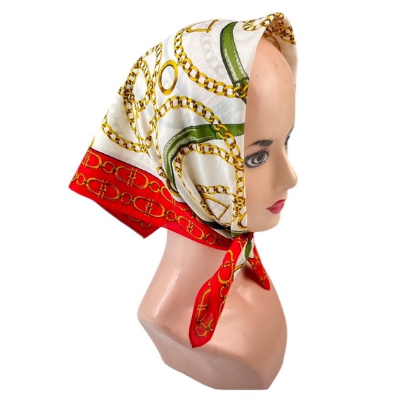 Roberta Di Camerino Vintage Red and Gold Patterned Handkerchief - Picture 3 of 10